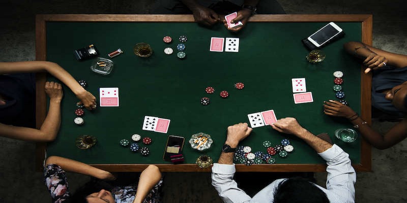 Thuật ngữ Poker Face và ý Nghĩa